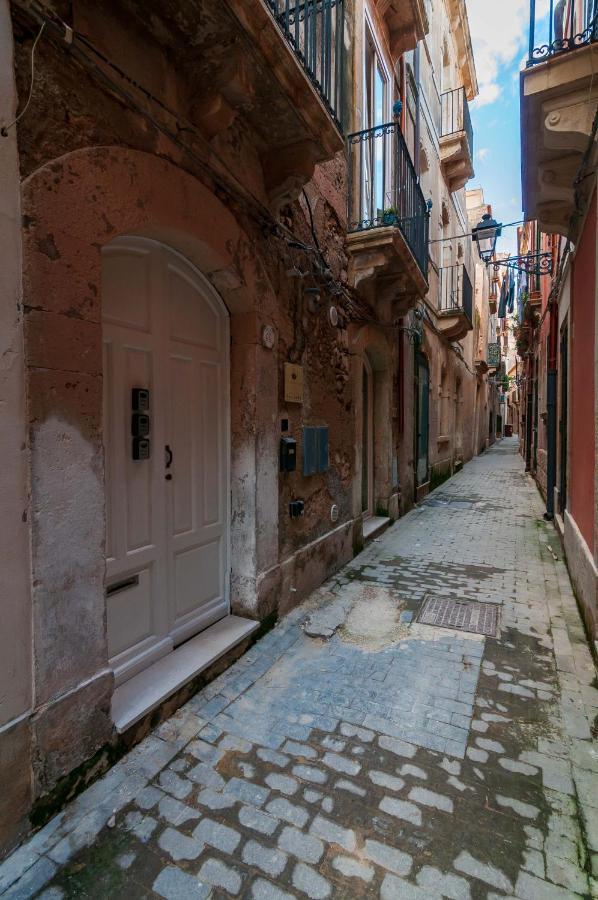 Апартаменты L'Alba Di Ortigia A Due Passi Dal Mare Сиракузы Экстерьер фото
