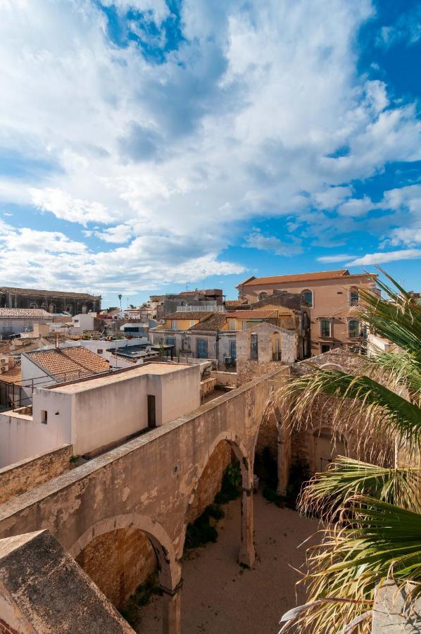 Апартаменты L'Alba Di Ortigia A Due Passi Dal Mare Сиракузы Экстерьер фото
